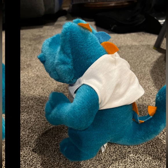 Vintage 90s Planet Hollywood Blue Dinosaur Stuffed Plush Animal w Orlando Shirt - Picture 2 of 9